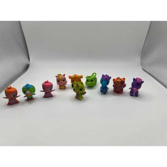 Random Lot of Hatchimals COLLEGGTIBLES Total Of‎ 10 Cute Mini Figures Animals - Picture 1 of 5